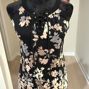 White House Black Market Floral Lace-up Sleeveless Top